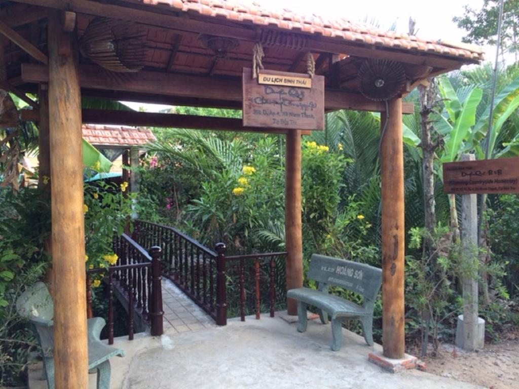 Charming Countryside Homestay Ben Tre ภายนอก รูปภาพ