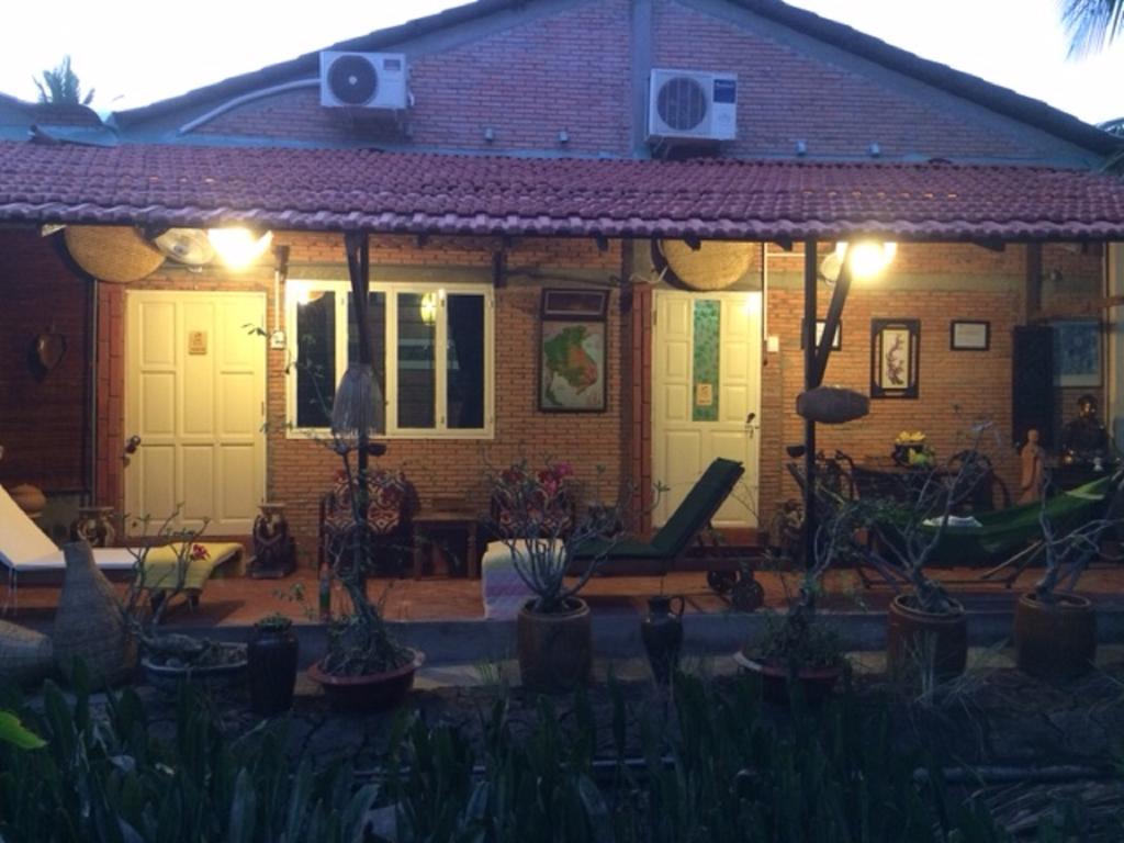 Charming Countryside Homestay Ben Tre ภายนอก รูปภาพ