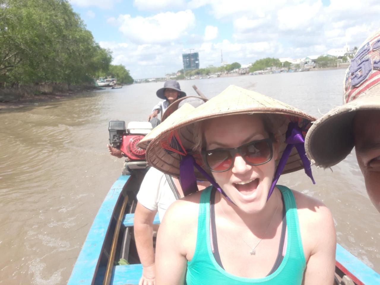 Charming Countryside Homestay Ben Tre ภายนอก รูปภาพ